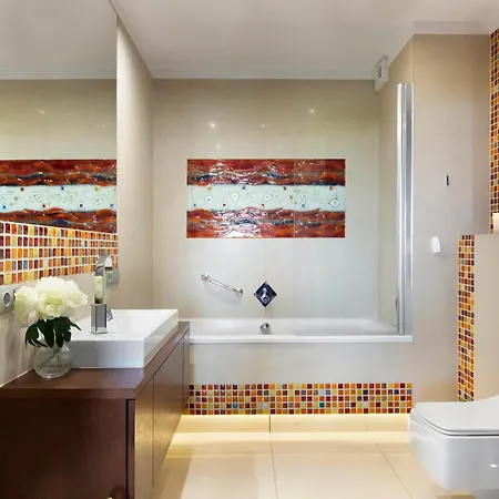 Elite Seaview Tower Апартаменты *